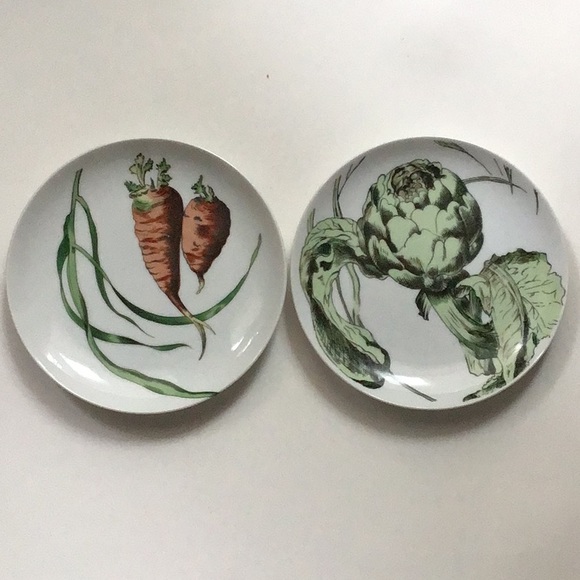 Set of Two 7” Salad Plates Vegetable Theme Carrot and Artichoke Plates - Picture 2 of 6